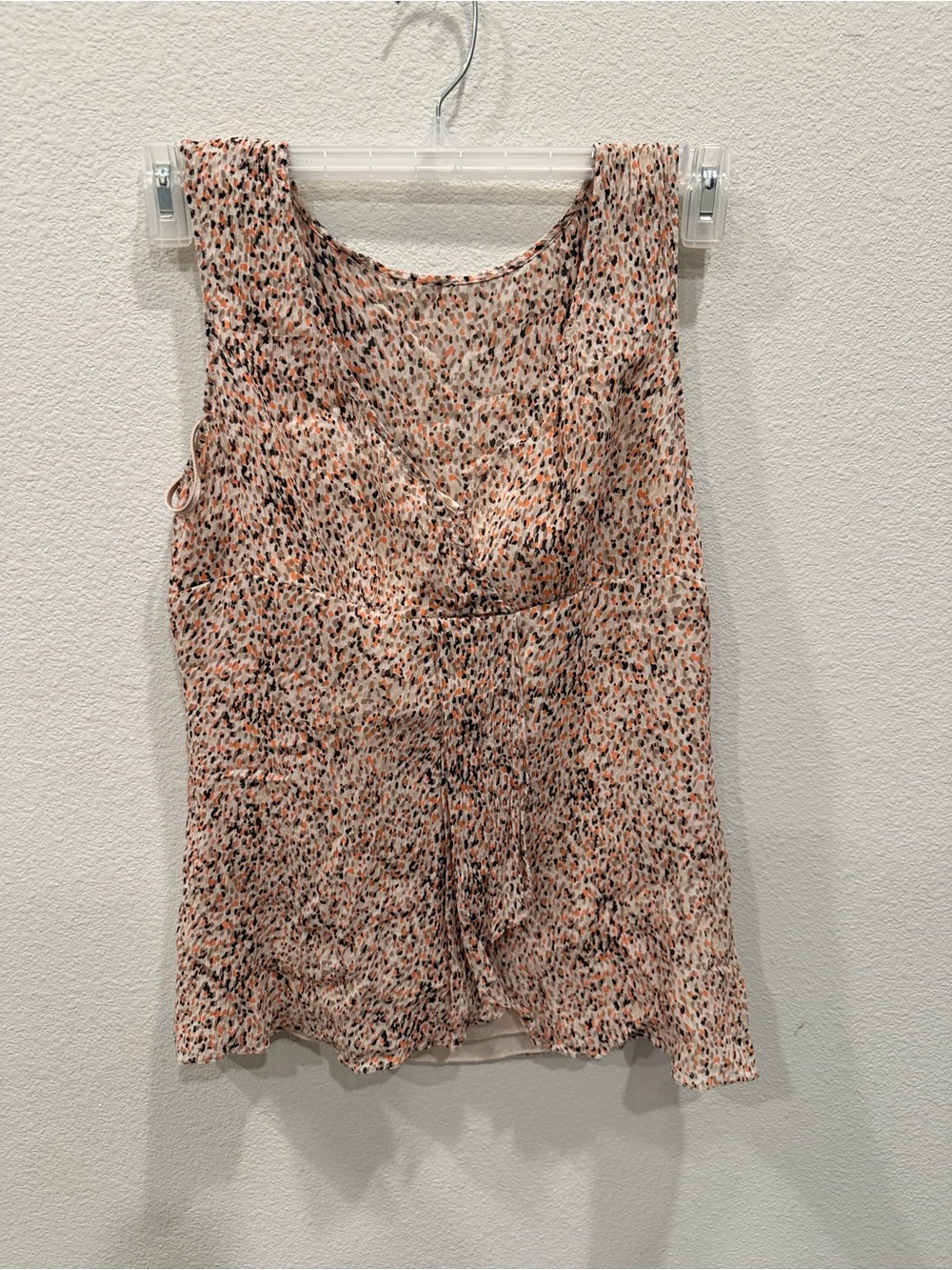 Vintage 100%silk v neck Light Pink Printed Sleeveless Women’s Top with slip